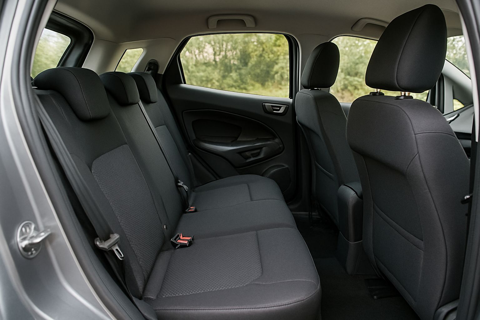 Ford EcoSport (2014 onwards) photo 11 (exterior)